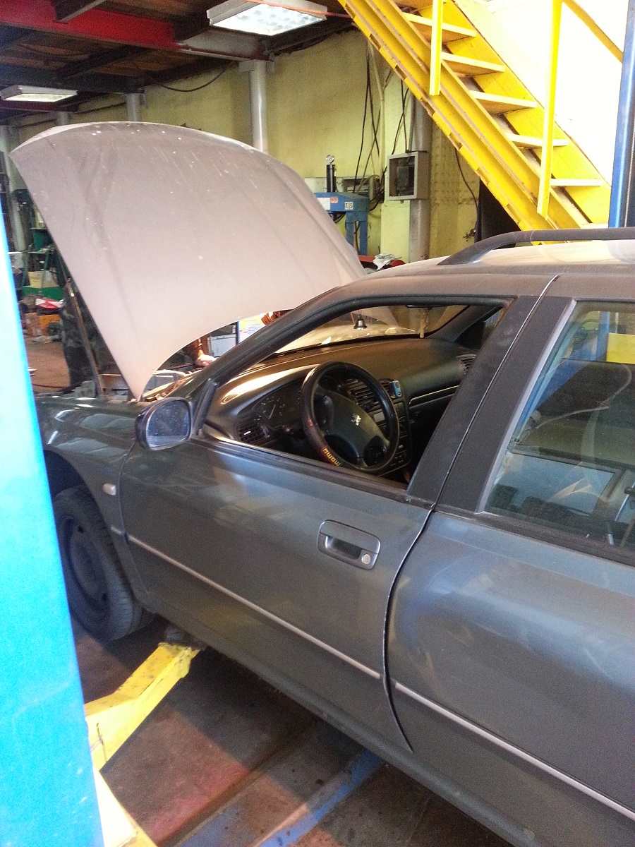 Peugeot 406 в работе: диагностика двигателя перед заменой маслосъёмных колпачков — автосервис автотело.рф