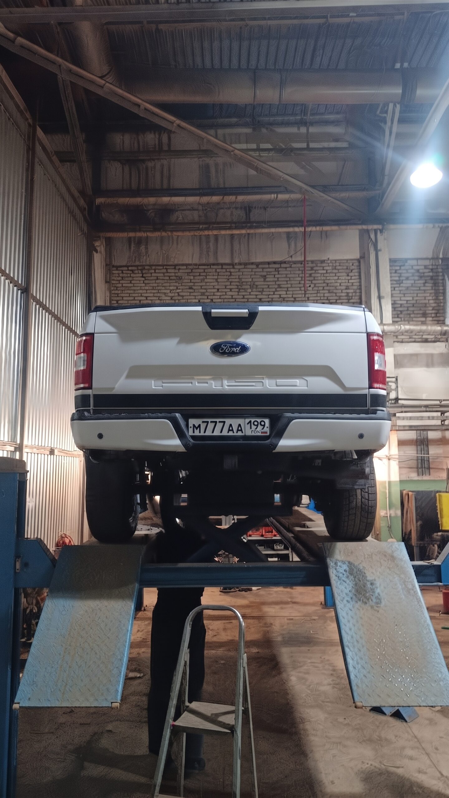 Правка рамы Ford F-150 после ДТП — автосервис автотело.рф