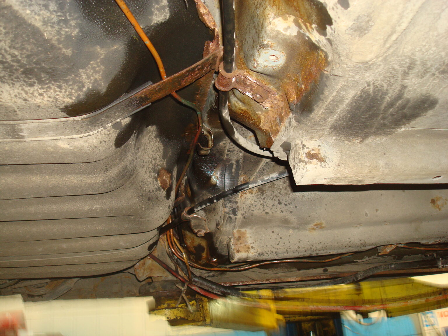 Honda: рифлёный бензобак и медная линия к нему — автосервис автотело.рф